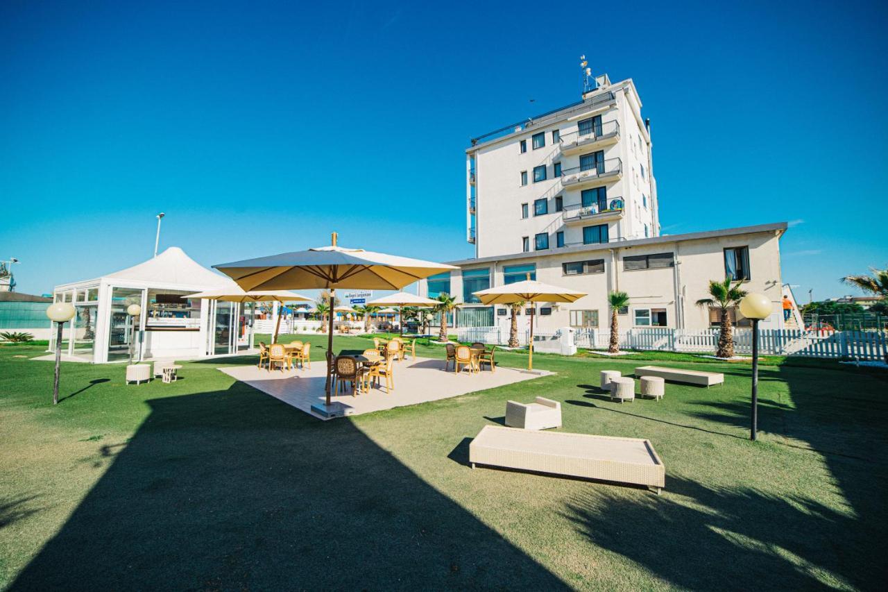 Hotel Park E Mobil Home Sottomarina Eksteriør billede