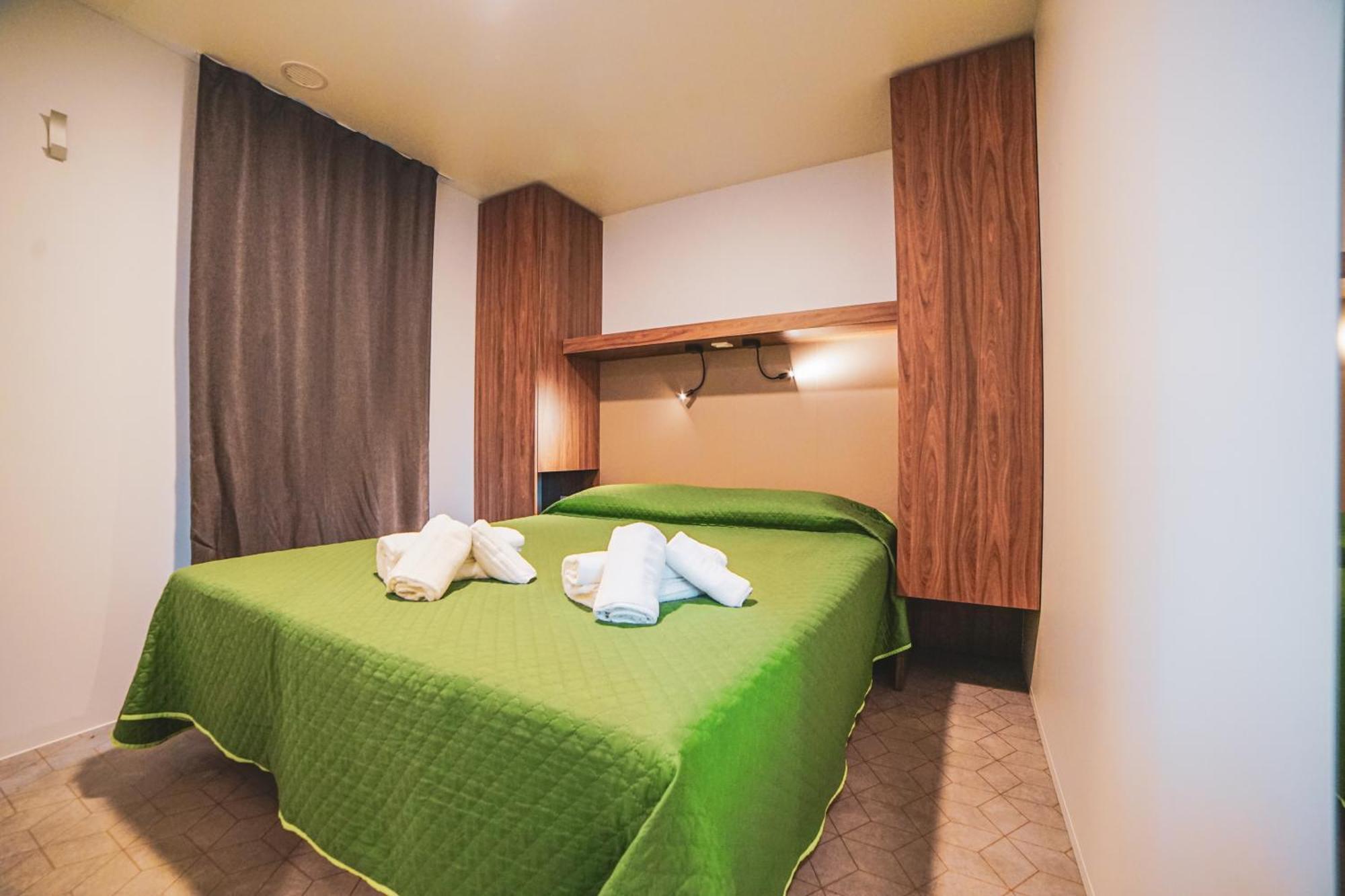 Hotel Park E Mobil Home Sottomarina Eksteriør billede