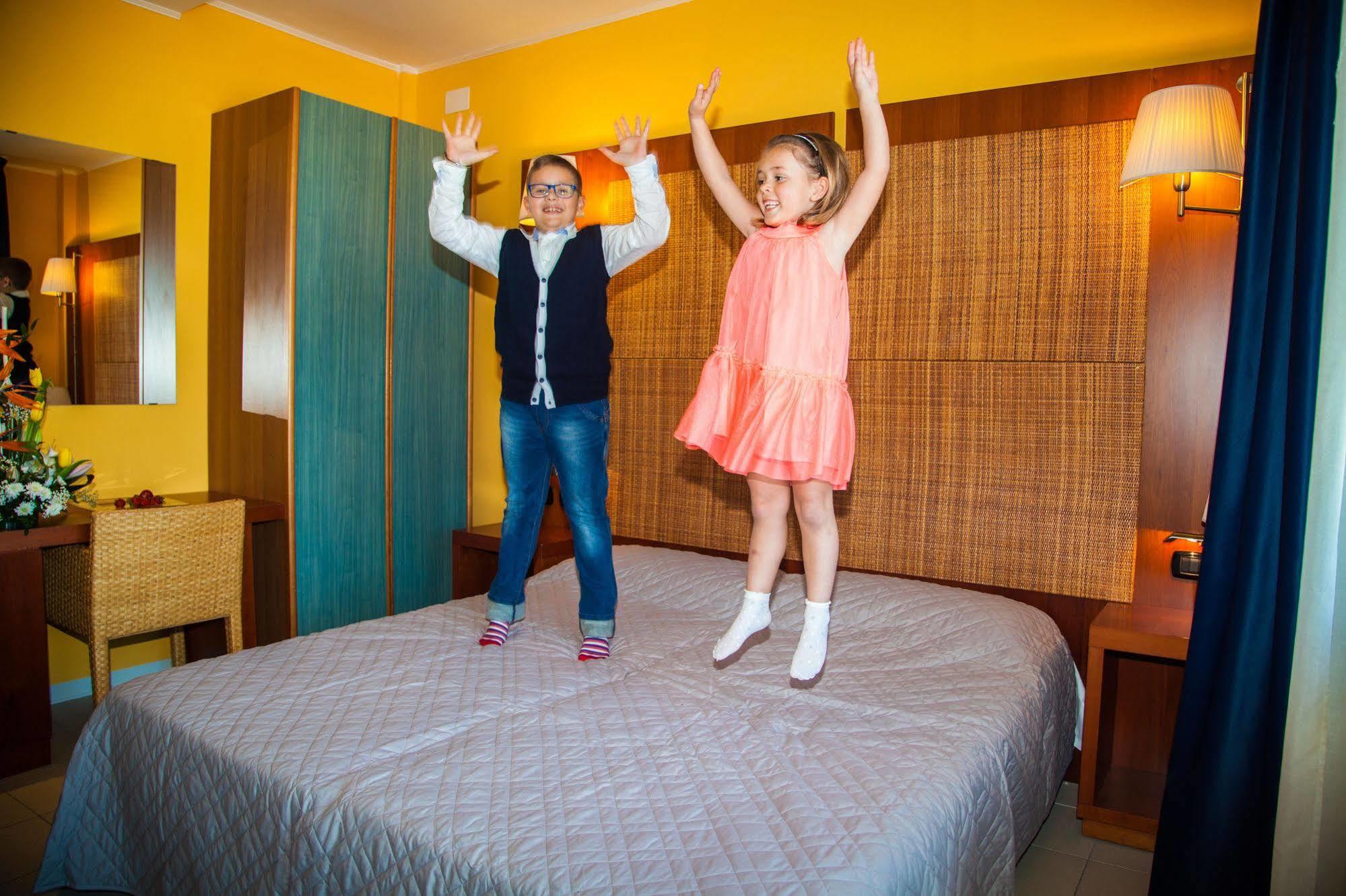 Hotel Park E Mobil Home Sottomarina Eksteriør billede