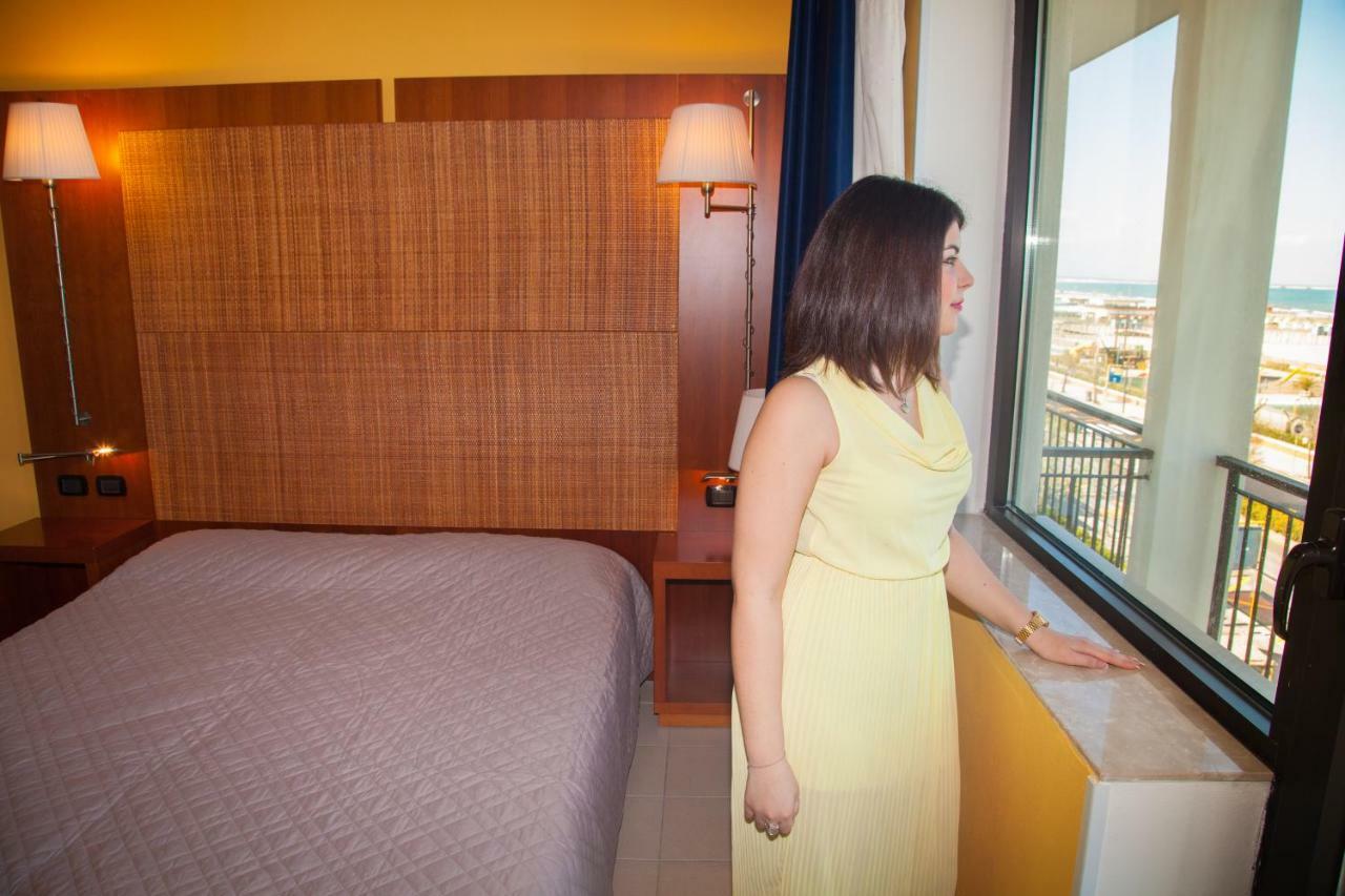 Hotel Park E Mobil Home Sottomarina Eksteriør billede